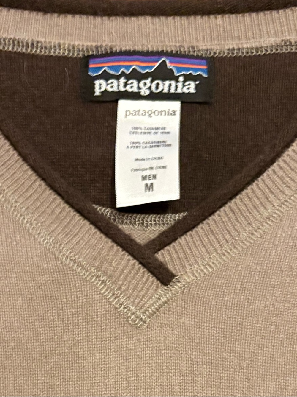 Patagonia Men's Cashmere V-Neck Sweater - Picture 5 of 6